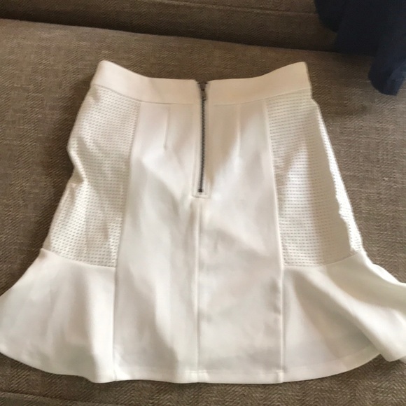 Skirt - Picture 2 of 2